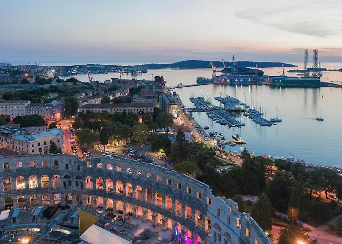 Mimoza Old Town 아파트