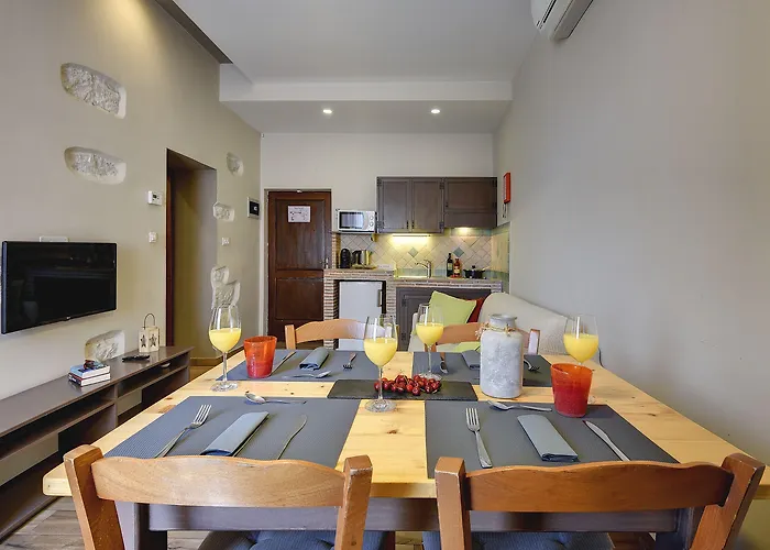 아파트 Mimoza Old Town