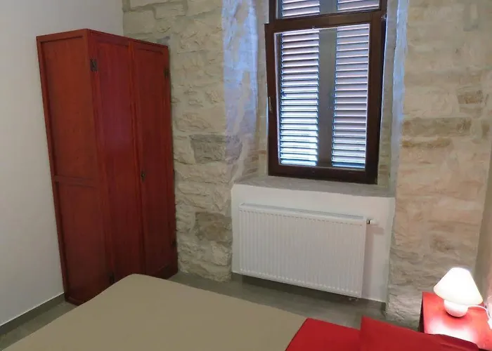 Mimoza Old Town 아파트