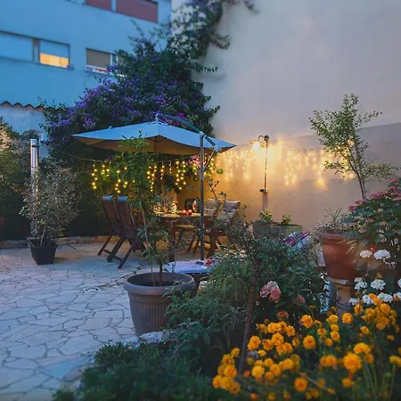 Mimoza B&B Old Town Apartments * بولا