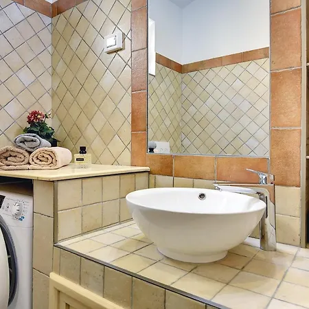 Mimoza B&B Old Town Apartments شقة بولا