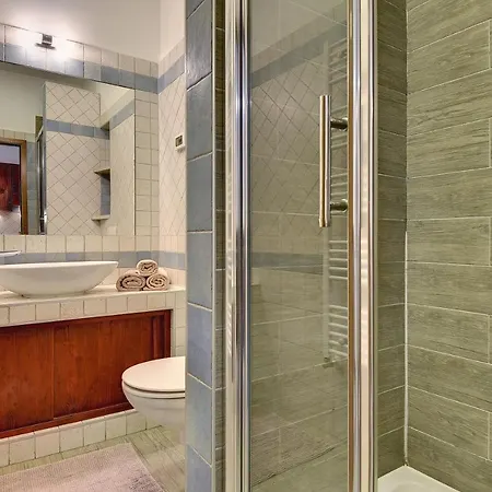 شقة Mimoza B&B Old Town Apartments *