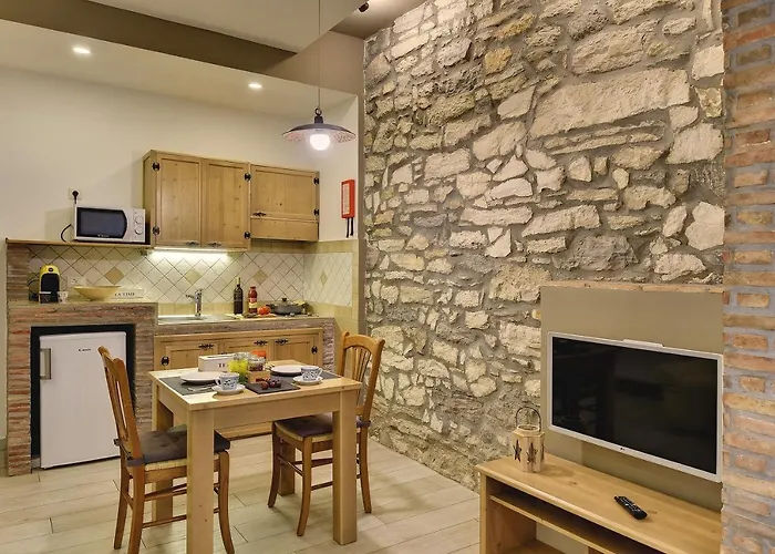 Mimoza Old Town Appartement